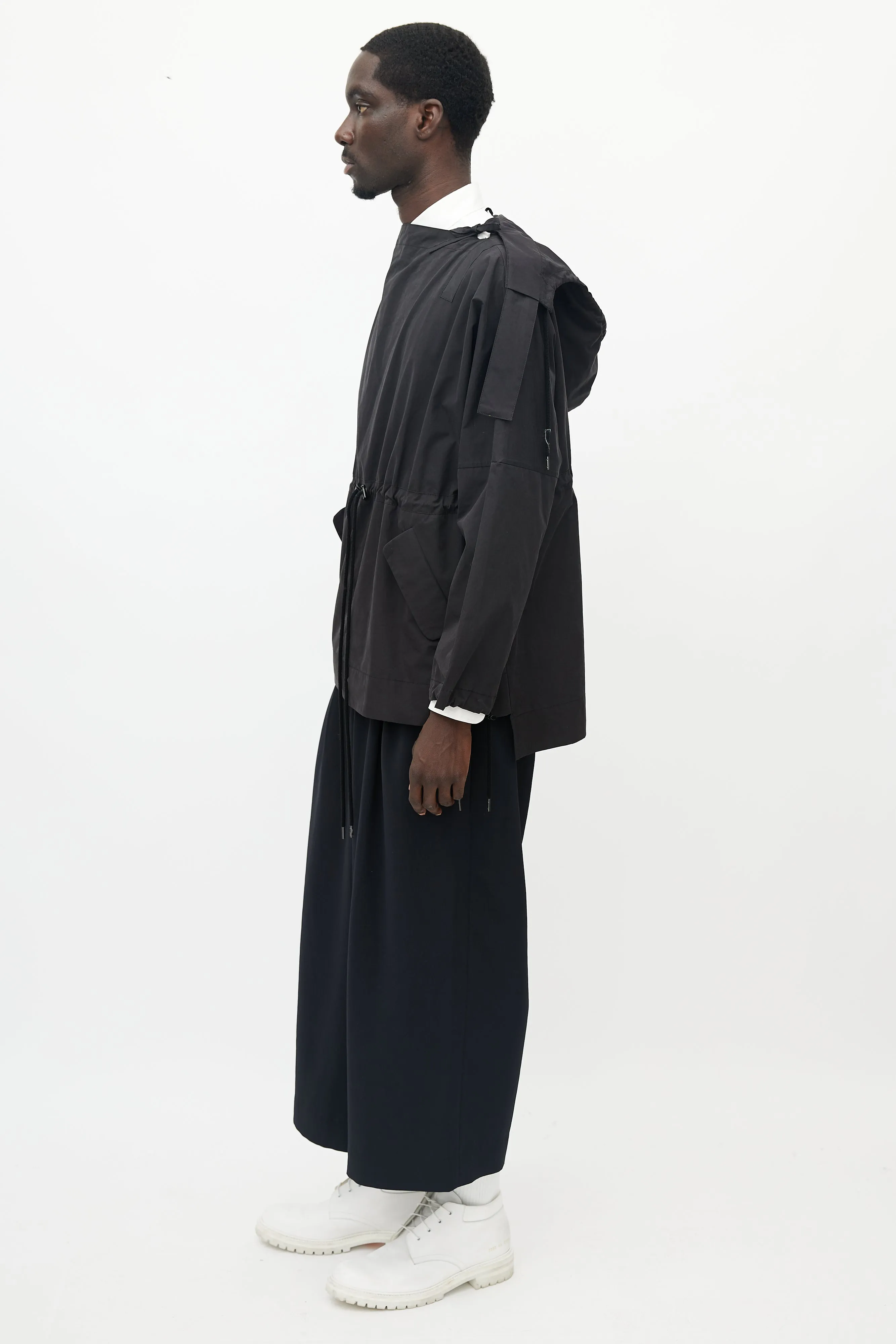 Black Hooded Pullover Jacket