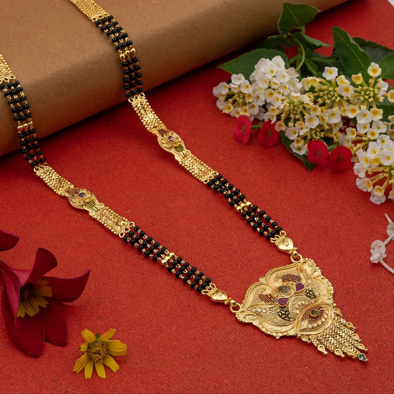 Classic Mangalsutra: Golden Flowing Grace