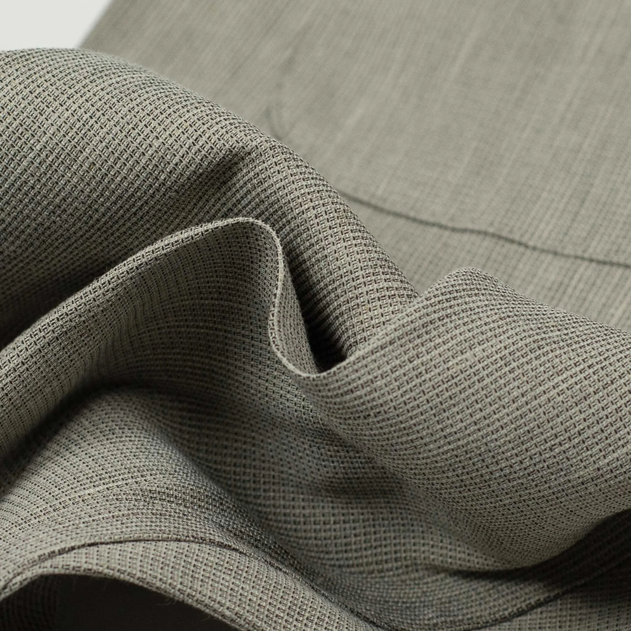 Easy pants in grey birdseye linen viscose