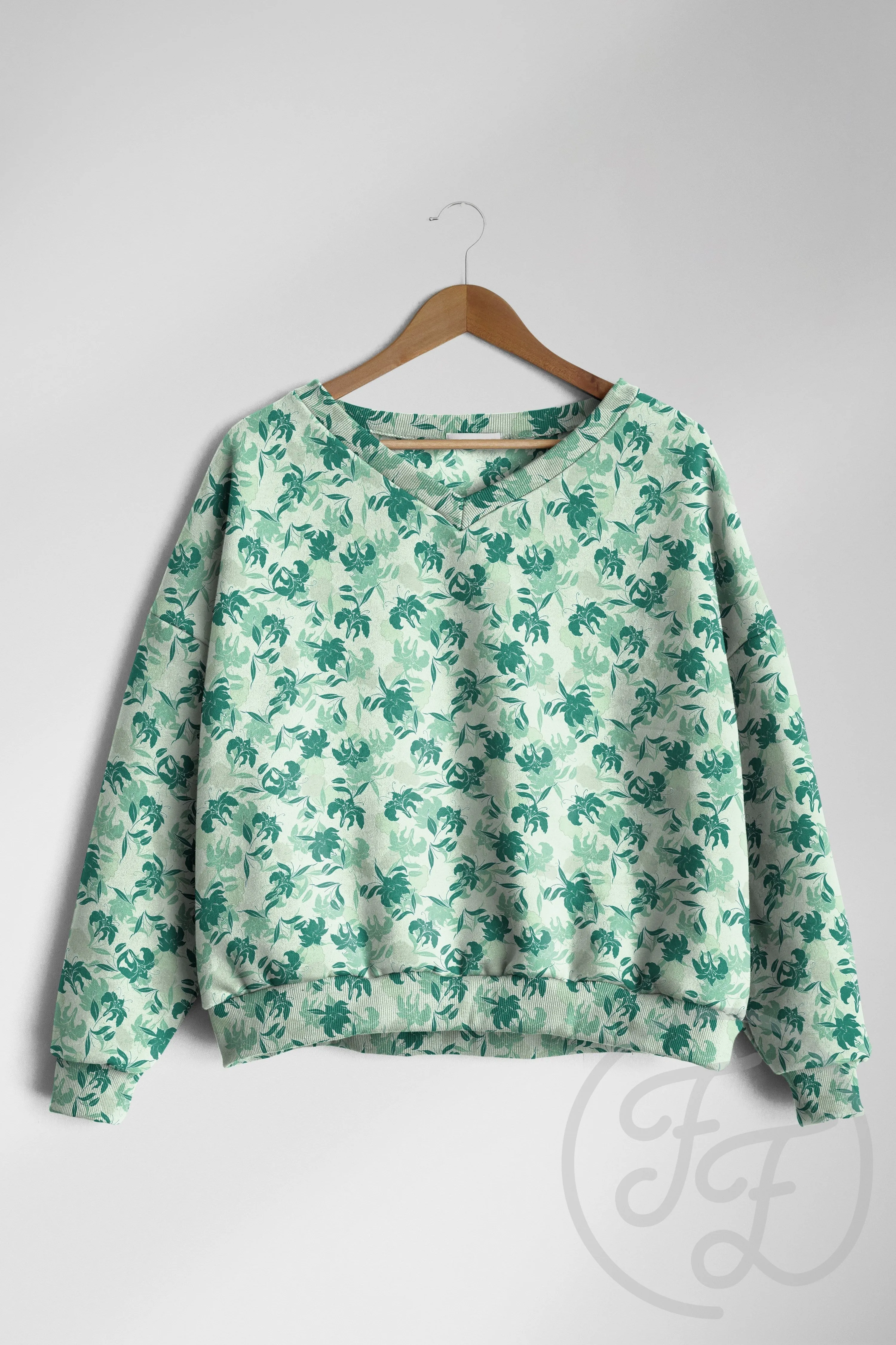Flowing flowers in teal