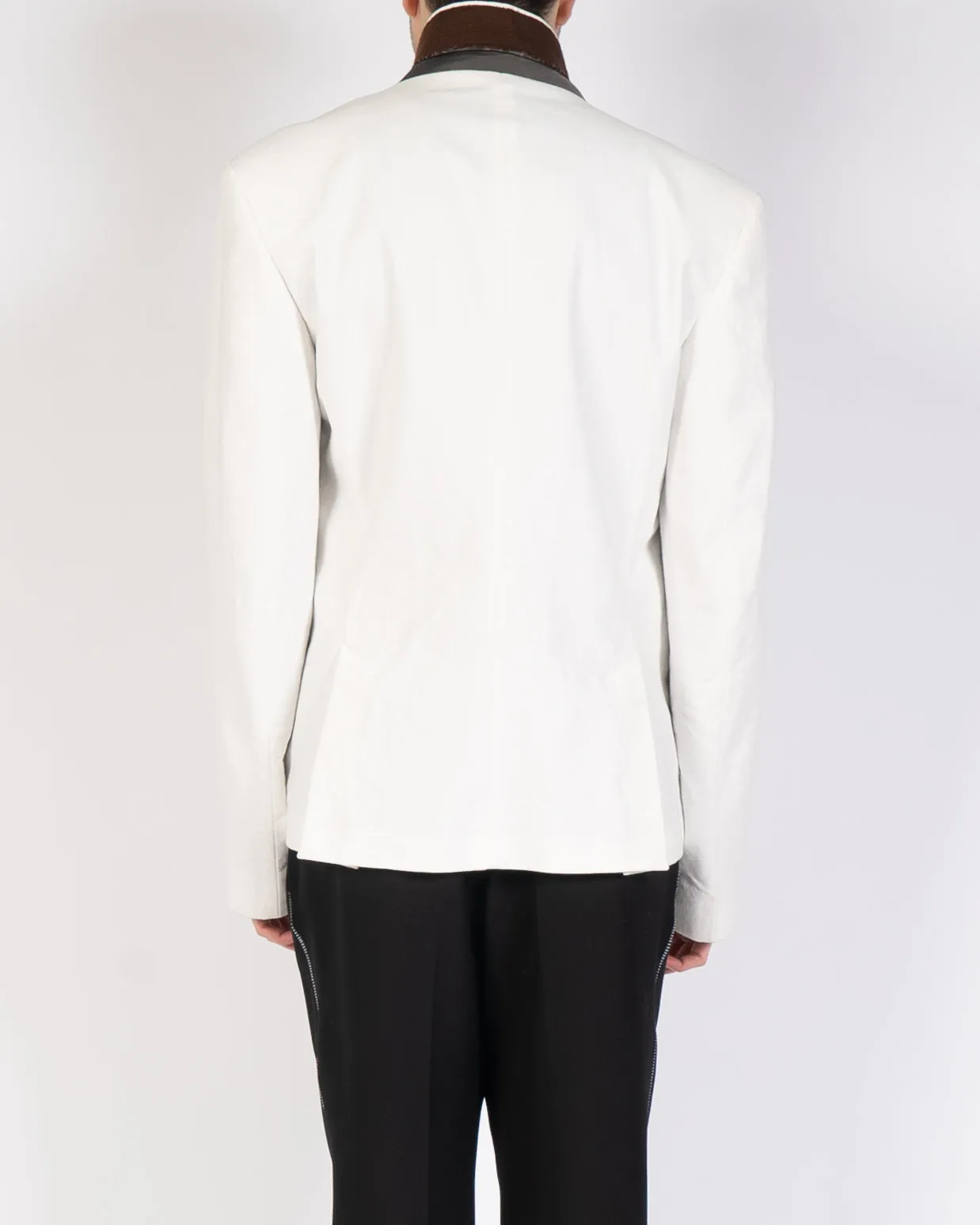 FW19 White Cotton Blazer with Brown Collar Detail
