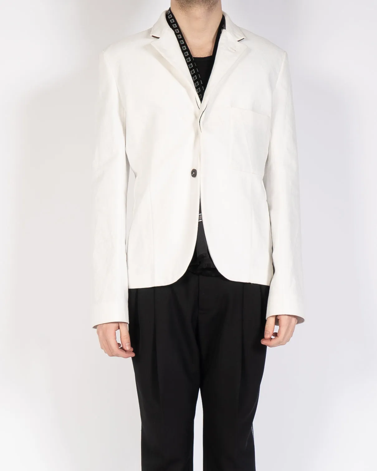 FW19 White Cotton Blazer with Brown Collar Detail