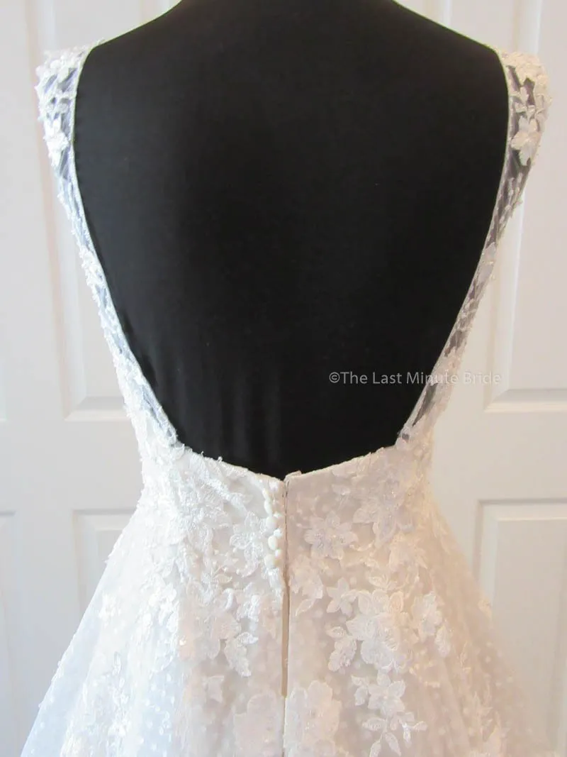 Maggie Sottero Meryl 7MS339 Ivory/LG size 16
