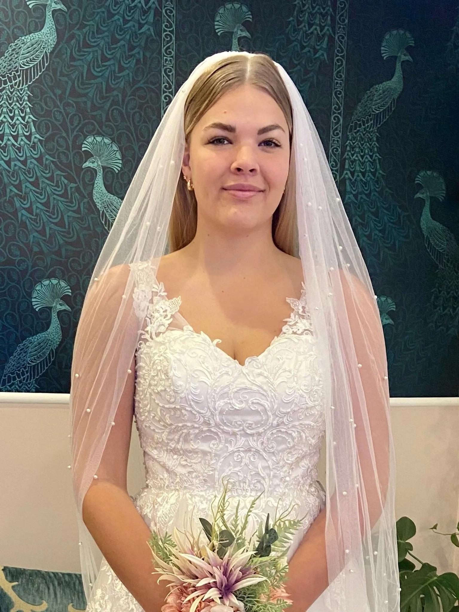 Pearl veil in white Express NZ wide