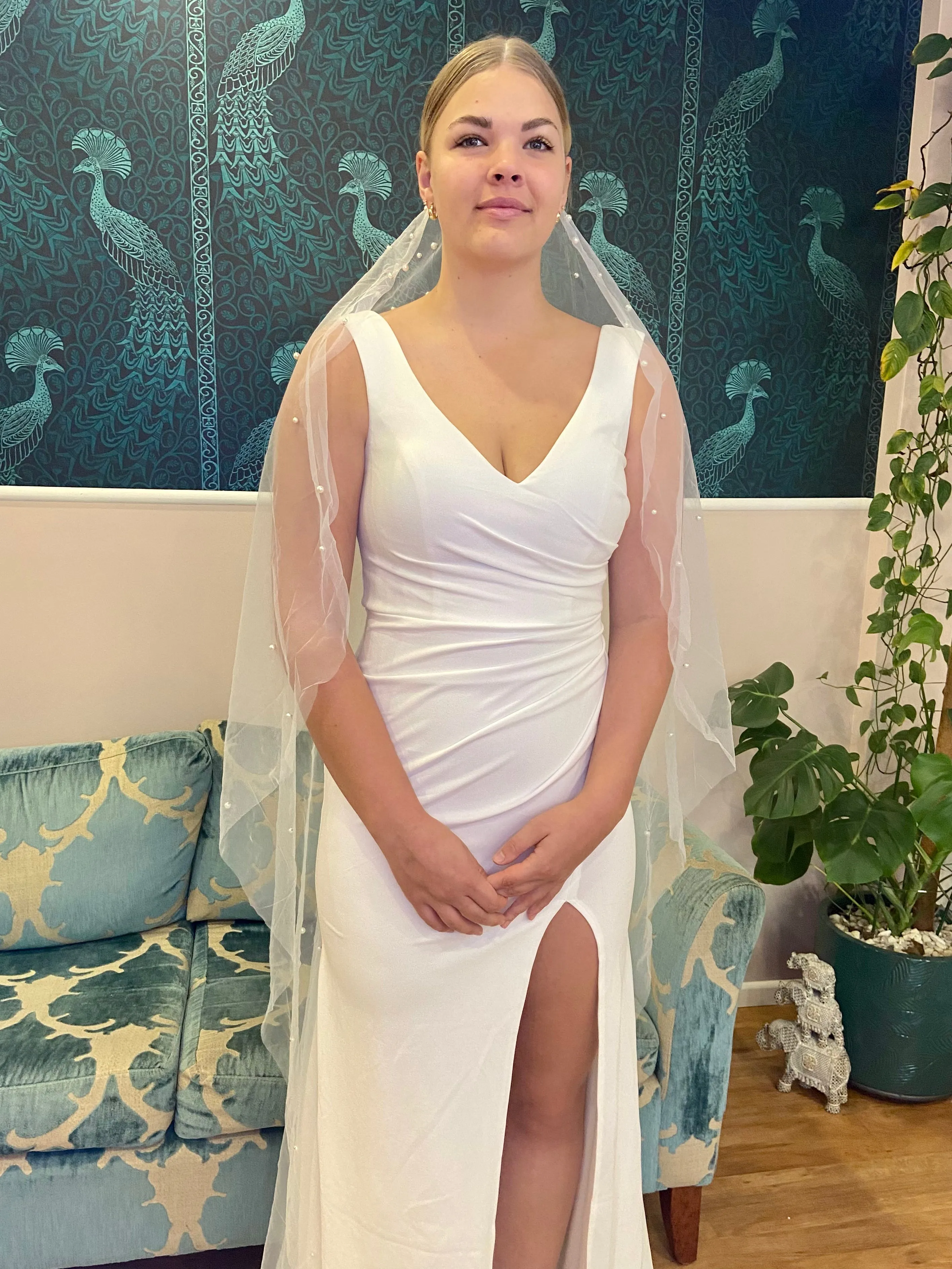 Pearl veil in white Express NZ wide
