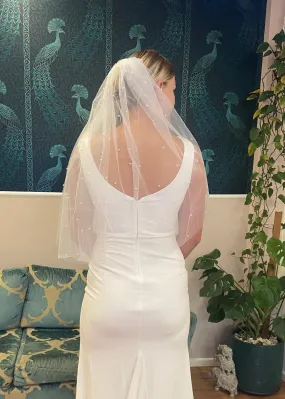 Pearl veil in white Express NZ wide