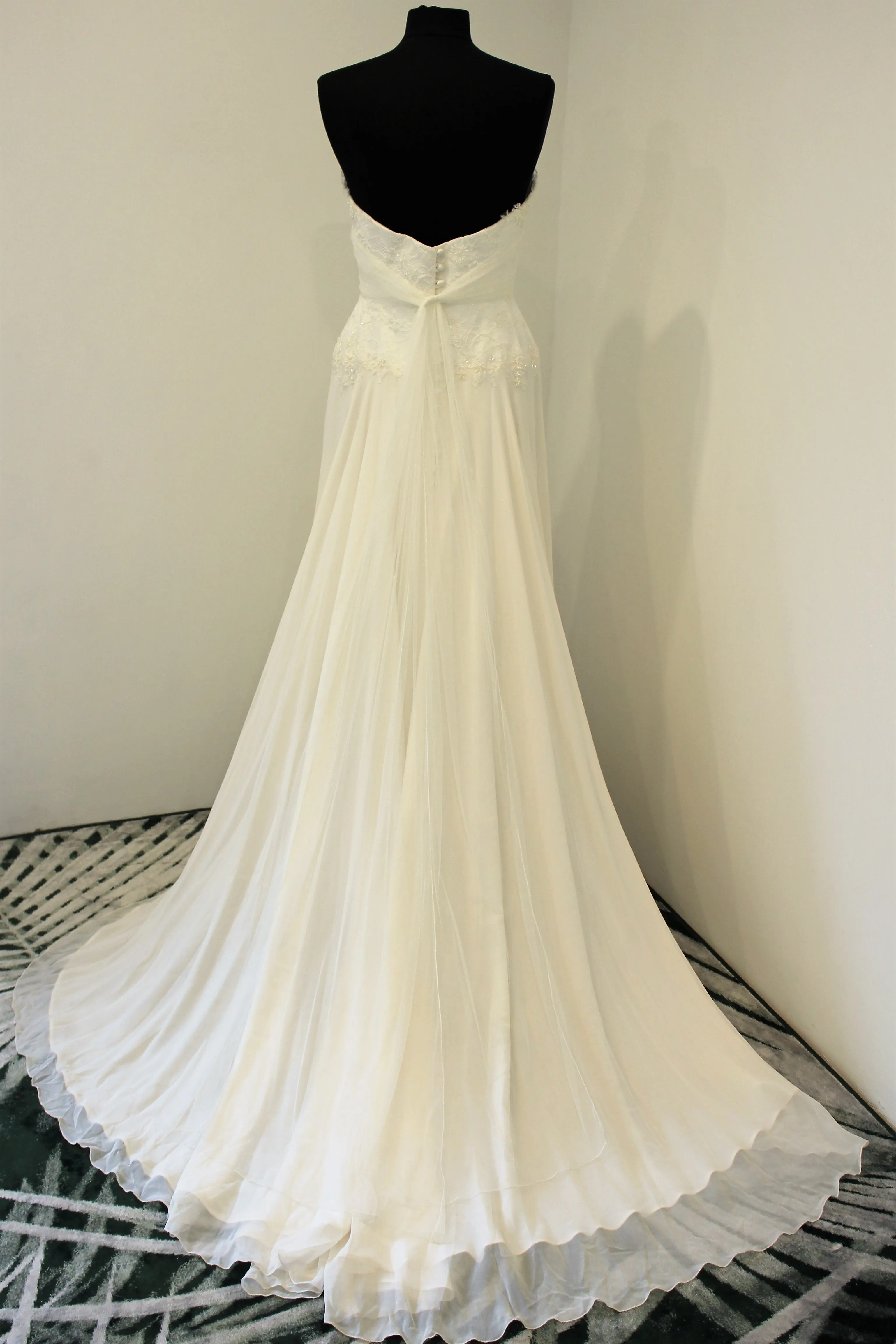 Sassi Holford 'Portia' size UK 14