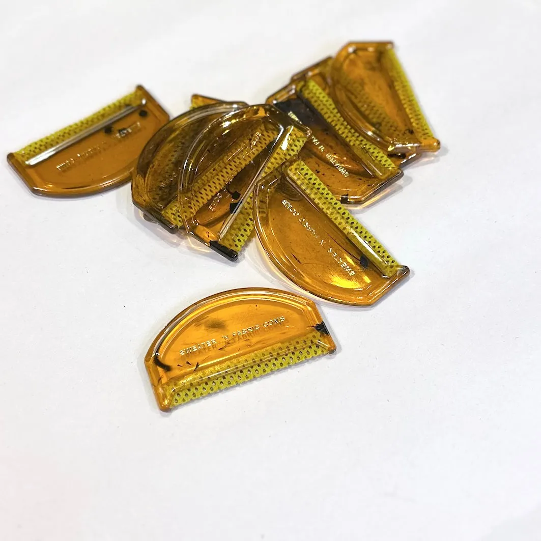 Sweater comb