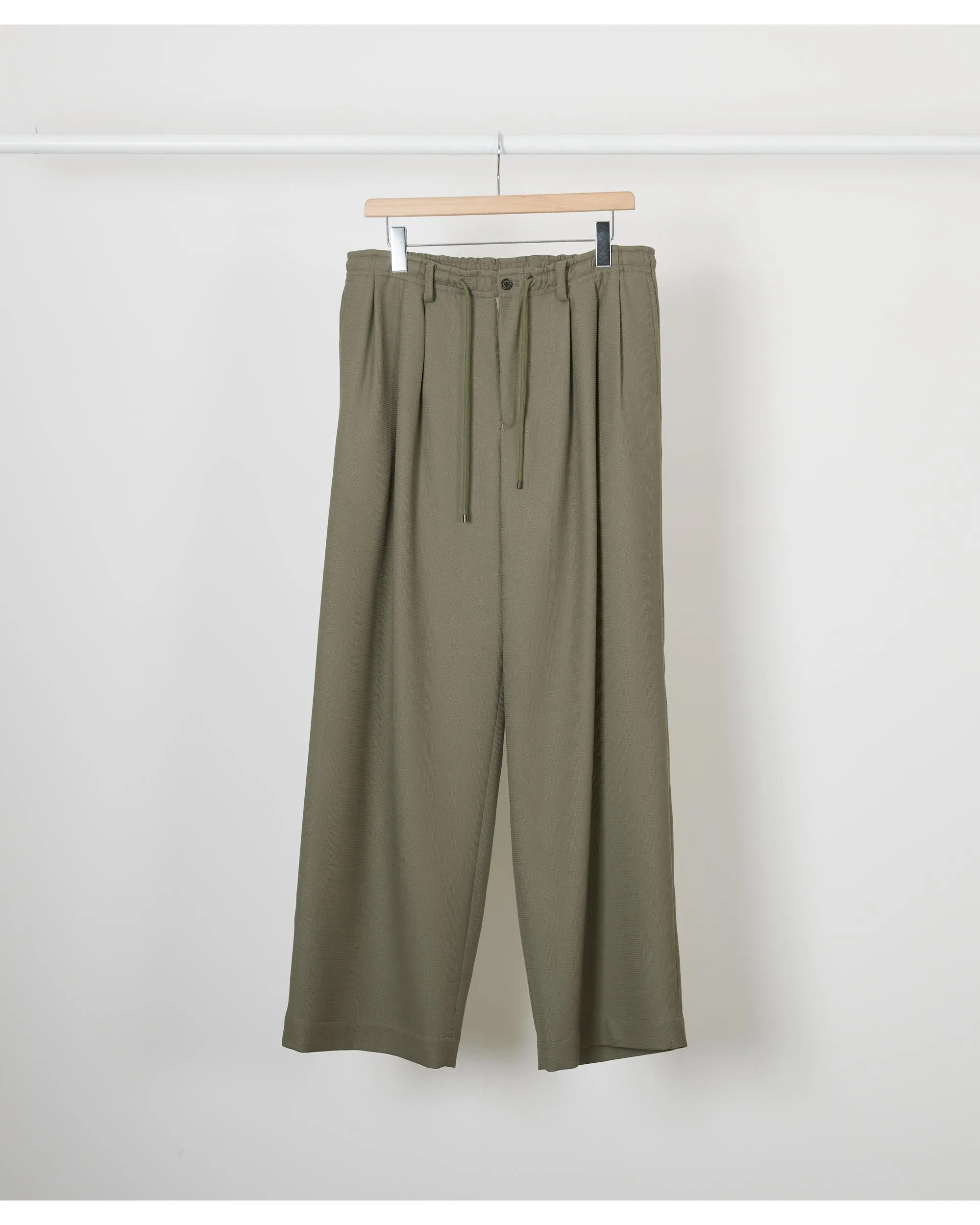 TRIPLE PLEATED EASY TROUSERS
