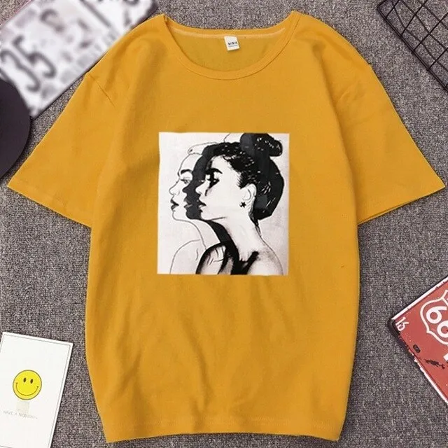Women Round Collar Cartoon Print T-Shirt